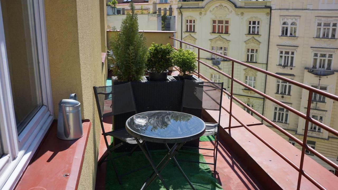 Funci Dancing 6 Apartment Praga Exterior foto