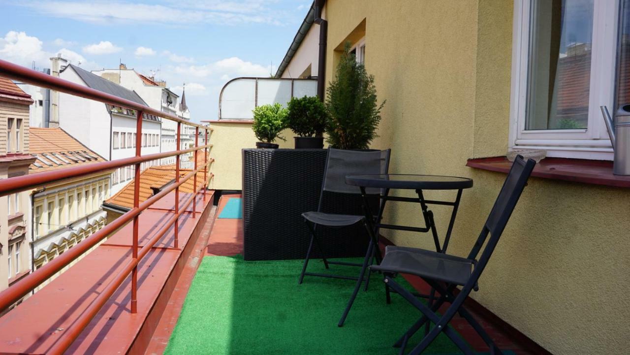 Funci Dancing 6 Apartment Praga Exterior foto