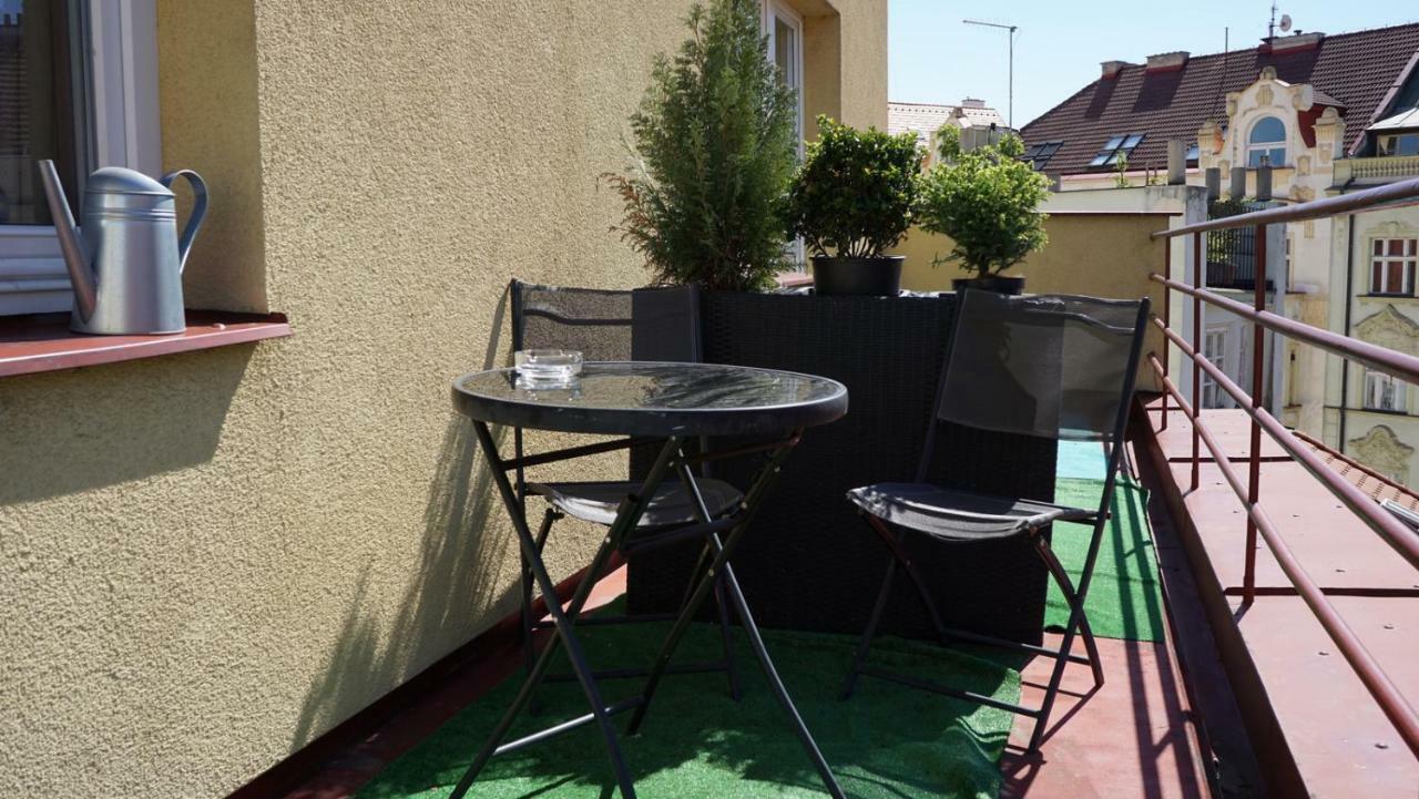 Funci Dancing 6 Apartment Praga Exterior foto