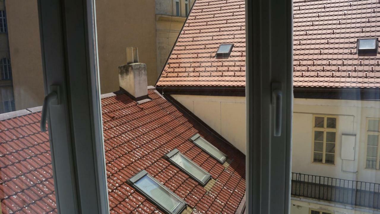 Funci Dancing 6 Apartment Praga Exterior foto